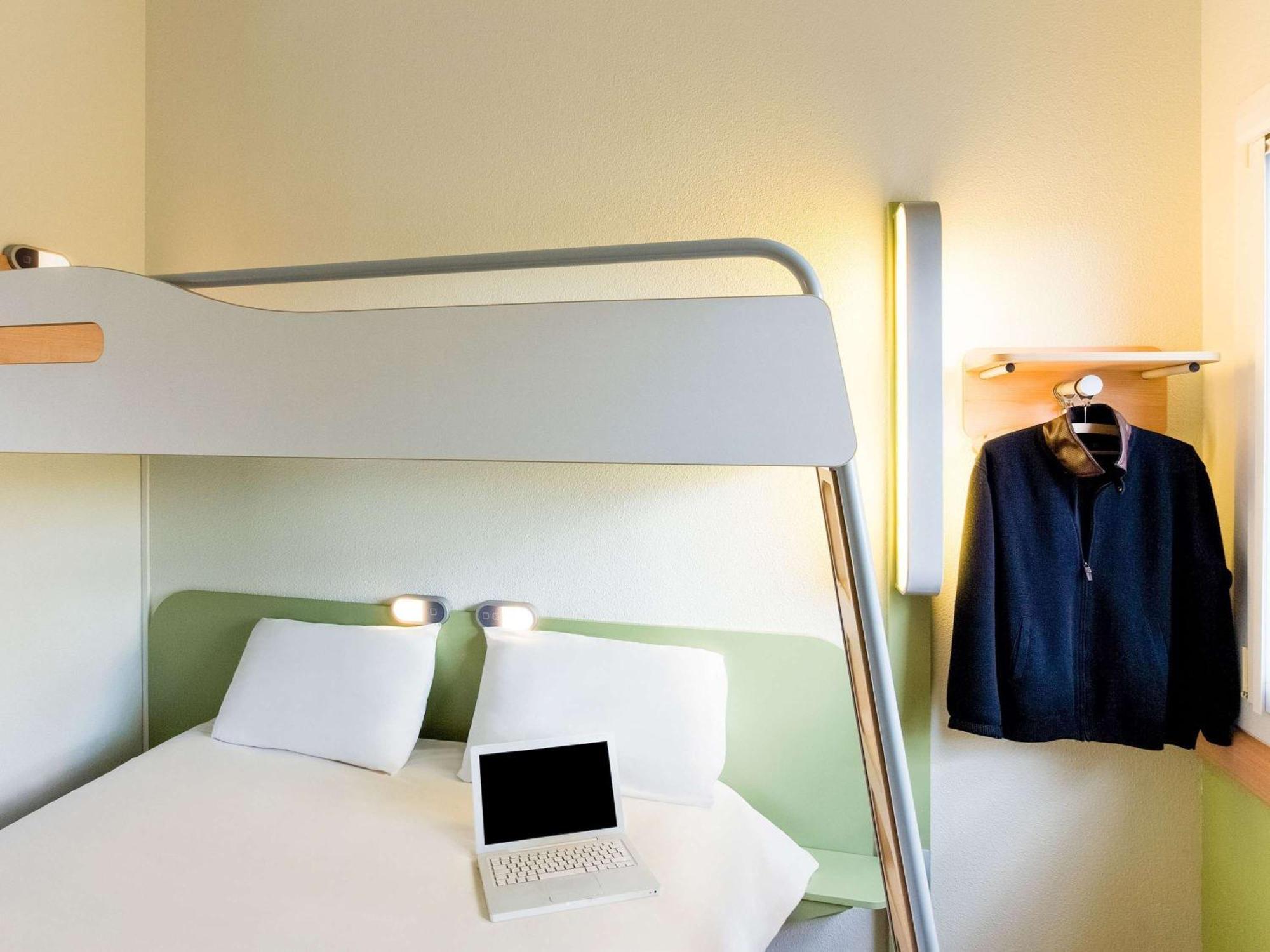Ibis Budget Marseille Valentine Exterior photo
